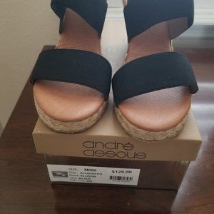 Andre Assous Allison Espadrille Wedge Sandal - Black size 8